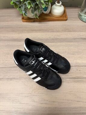 Adidas Samoa Black and White Retro Low-Profile Boy Kids Sneakers